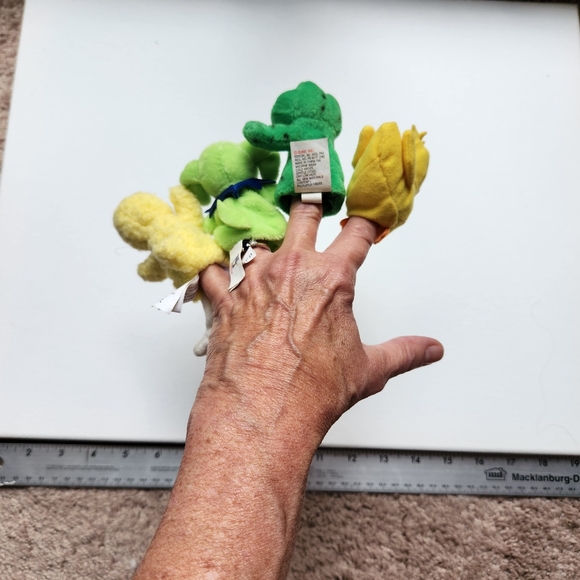 Animal Finger Puppets - Picture 2 of 4